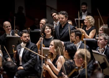 Francisco Coll estrena el encargo de Les Arts, “Ciudad sin sueño”, y con otras obras de Ravel, Franck, de la mano de James Gaffigan