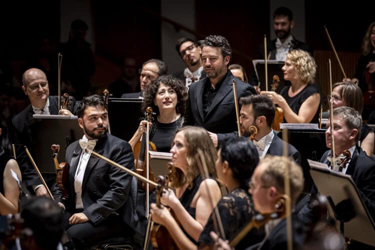 Francisco Coll estrena el encargo de Les Arts, “Ciudad sin sueño”, y con otras obras de Ravel, Franck, de la mano de James Gaffigan