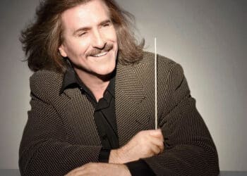 El Palau de la Música acullirà un concert solidari de Luis Cobos amb la Primitiva de Llíria