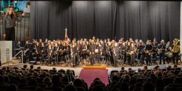 CIBM25. Maria Luz Asensi, presidenta de Centre Artístic Musical de Bétera: “L’obra lliure es va compondre per a commemorar el 700 aniversari de la mort de Ramón Llull; s’inspira d’alguna manera en la vida i obra del místic balear”