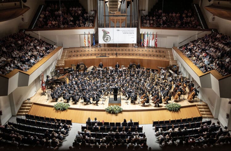 La Unió Musical de Llíria torna al Palau per celebrar la seua victòria en el Certamen internacional de 2024