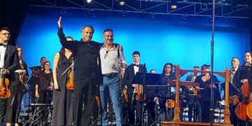 Requena: La Orquesta Filarmónica y el clarinetista Cecilio Vilar triunfan en la segunda edición del ‘Concierto Extraordinario de San Nicolás’