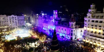 València rebrà 2026 amb música, animació i focs artificials
