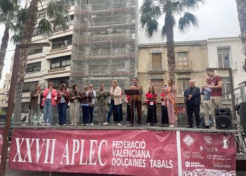 Llíria s’ompli de germanor amb el XXVII aplec de la Federació Valenciana de Dolçainers i Tabaleters