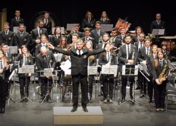 CIBM26. Sección Tercera: Asociación Musical Villa de Bullas, Murcia. Nemesio Fernández: “Hemos encargado a Ferrer Ferran la obra libre, ‘SALLUB’. Ir al Certamen nos da la oportunidad de crecer… y pisar el Palau”