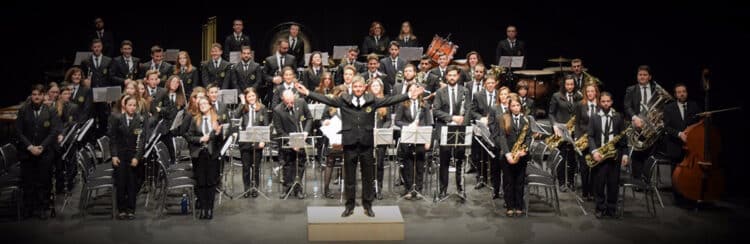 CIBM26. Sección Tercera: Asociación Musical Villa de Bullas, Murcia. Nemesio Fernández: “Hemos encargado a Ferrer Ferran la obra libre, ‘SALLUB’. Ir al Certamen nos da la oportunidad de crecer… y pisar el Palau”