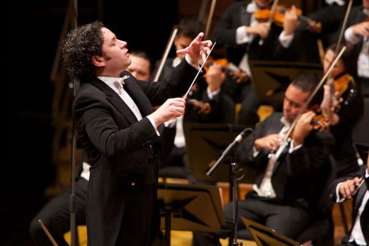 Dudamel dirigirà l’Orquestra de València en el concert extraordinari ‘València i Veneçuela: unides per la música’